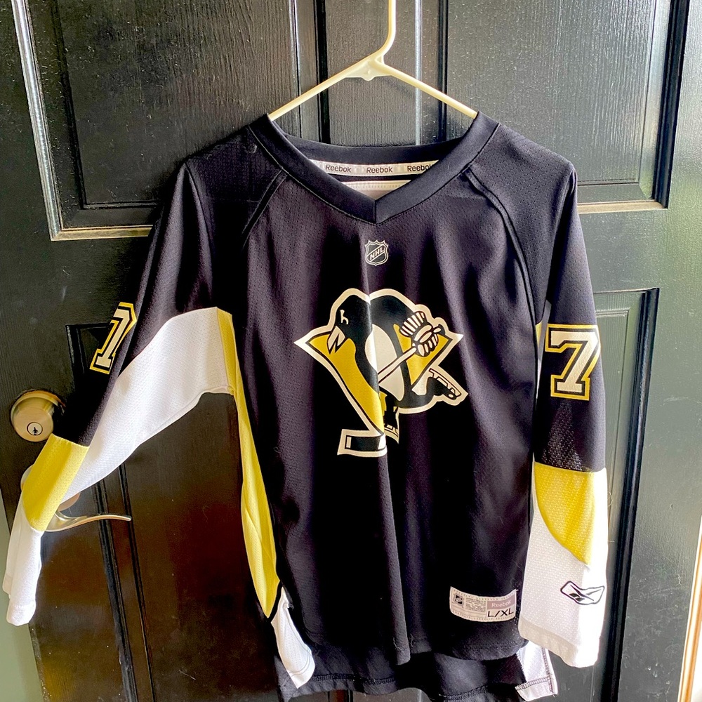 Kids L/XL Pittsburgh Penguins Malkin jersey